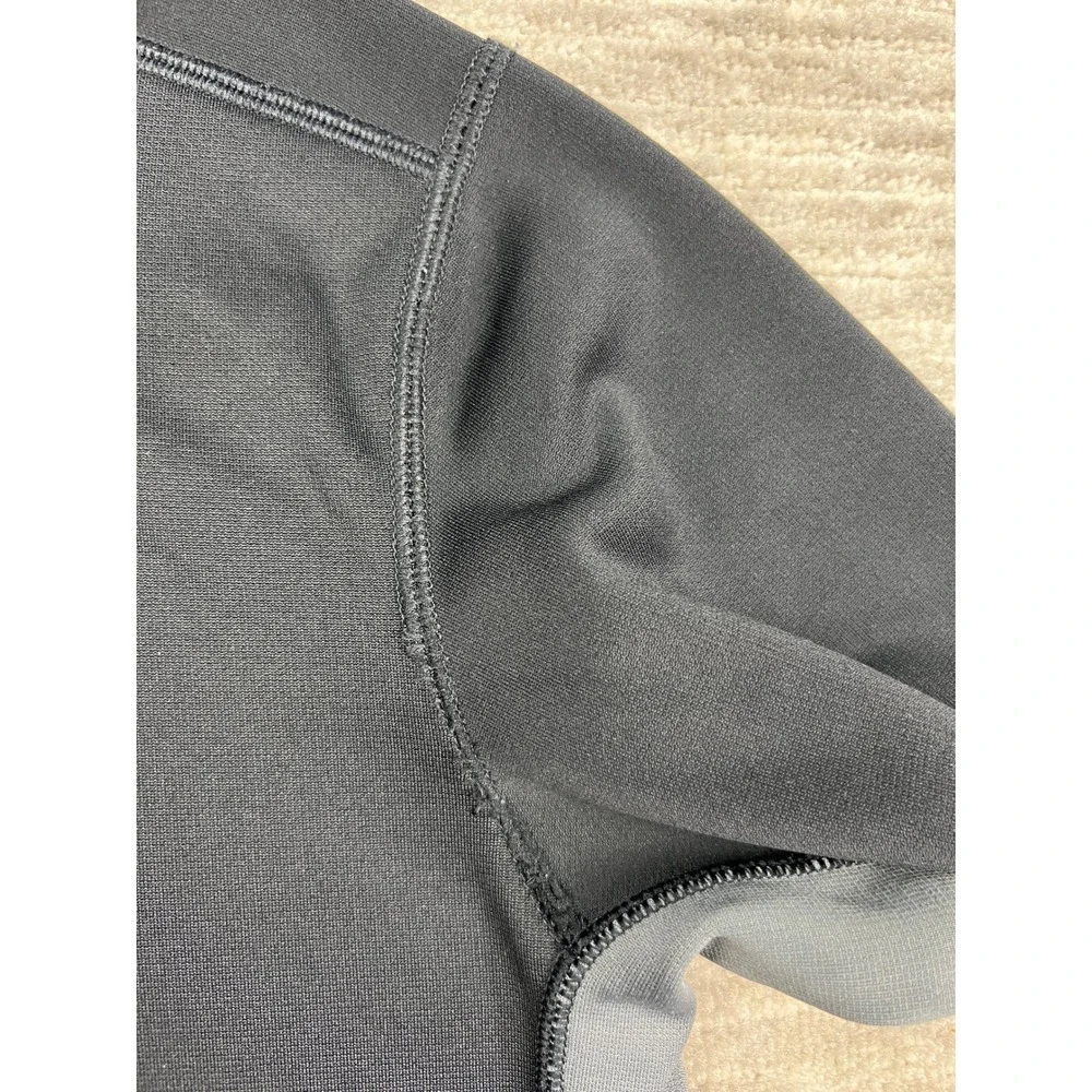 Nike Hoodie Boys Medium Black Therma-FIT Pullover Grey‎ Swoosh Sweatshirt